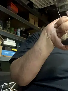 Snapshot of Miguel16i chatting on 09/09/25, 07:30 Miguel16i online show from 09/09/25, 07:30