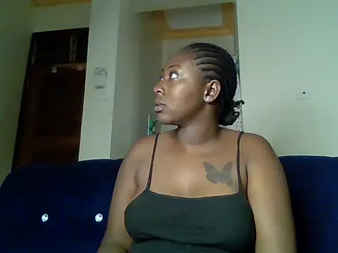 Snapshot of choco_dimples chatting on 02/11/25, 06:33 choco dimples online show from 02/11/25, 06:33