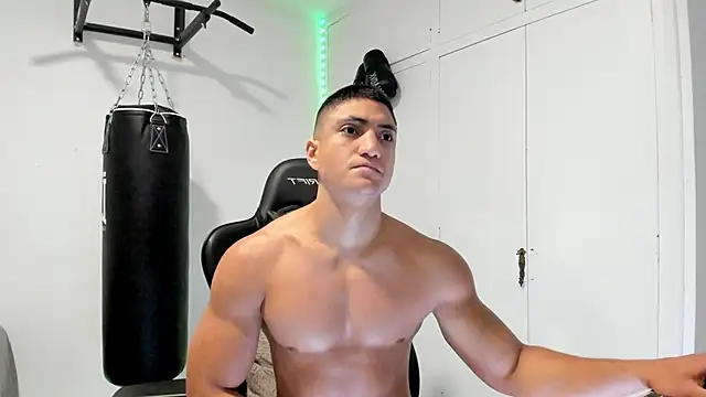 dan01  online show from 04/23/26, 07:41