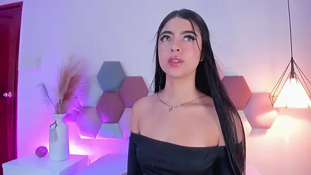 SiennaVidaal online show from 12/04/24, 06:17