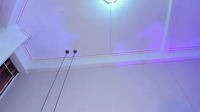 SiennaVidaal online show from 02/10/25, 09:15