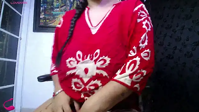 Snapshot of kalpanaaishaa chatting on 09/12/25, 10:04 kalpanaaishaa online show from 09/12/25, 10:04
