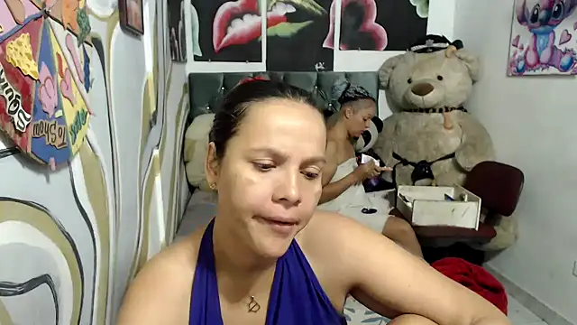 manzanahot9 online show from 11/10/25, 12:26