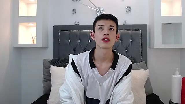 MaikCarver online show from 01/15/25, 04:15