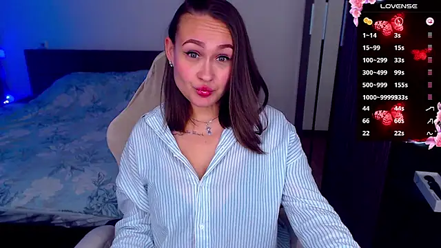 Cutie-Melanie online show from 10/14/25, 11:05