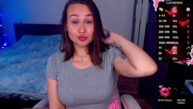 Cutie-Melanie online show from 10/22/25, 10:59