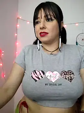 Snapshot of kristal_ktl chatting on 06/19/26, 01:21 kristal ktl online show from 06/19/26, 01:21