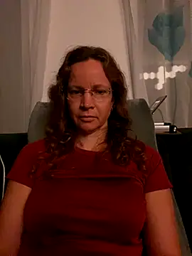 Snapshot of AnnikaRose chatting on 10/10/25, 05:50 AnnikaRose online show from 10/10/25, 05:50