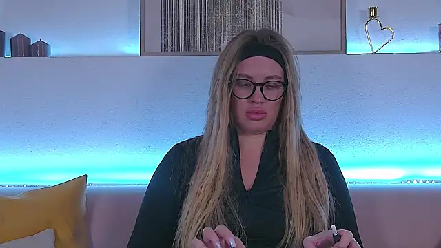 MariaNeumann online show from 01/31/25, 09:26