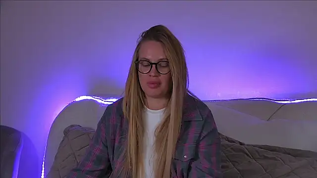 MariaNeumann online show from 02/13/25, 06:30