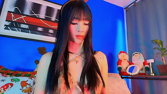 liccy hall online show from 12/04/25, 11:41