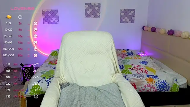 MiaMiki online show from 01/15/25, 08:48