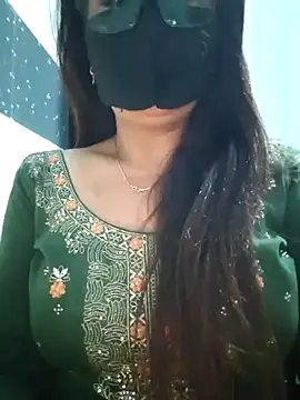 Aishwaryaa 69 online show from 03/06/25, 12:19