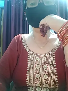 Aishwaryaa 69 online show from 10/11/25, 01:49