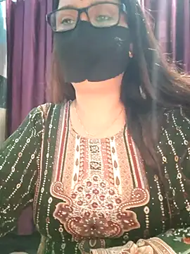 Aishwaryaa 69 online show from 11/12/25, 08:37