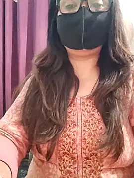 Aishwaryaa 69 online show from 04/20/26, 02:36