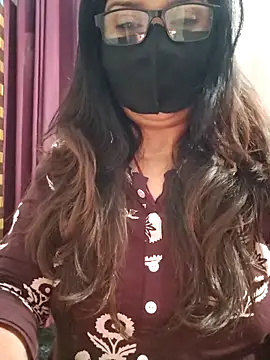 Aishwaryaa 69 online show from 04/21/26, 02:51