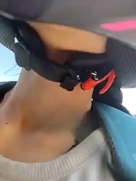 Snapshot of pleasure_and_fantasy chatting on 01/12/25, 04:08 pleasure and fantasy online show from 01/12/25, 04:08