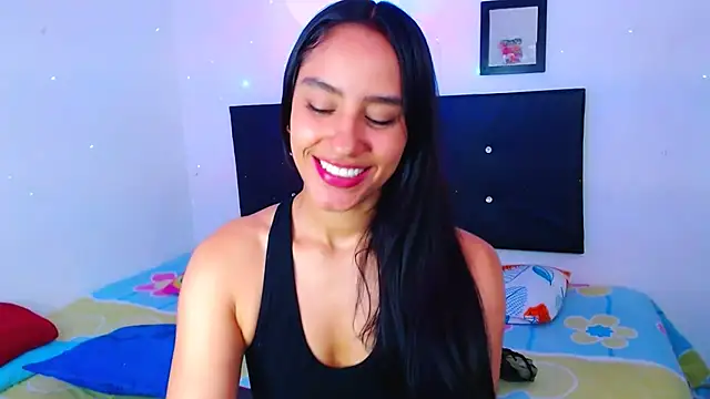 Snapshot of pleasure_and_fantasy chatting on 02/10/25, 05:09 pleasure and fantasy online show from 02/10/25, 05:09