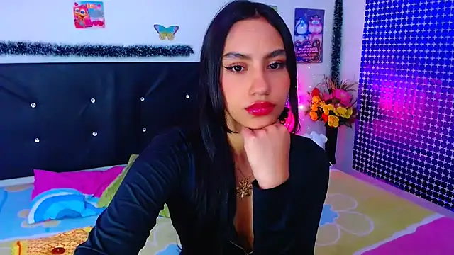 Snapshot of pleasure_and_fantasy chatting on 03/15/25, 03:37 pleasure and fantasy online show from 03/15/25, 03:37