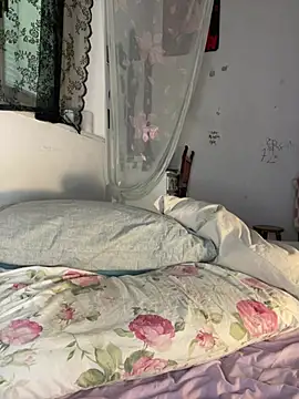 giuli zerozero online show from 03/31/26, 12:49