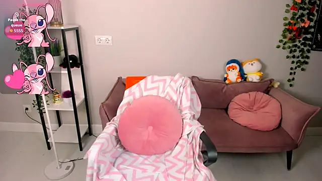 Snapshot of Cassie_xKiss chatting on 02/28/26, 09:05 Cassie xKiss online show from 02/28/26, 09:05