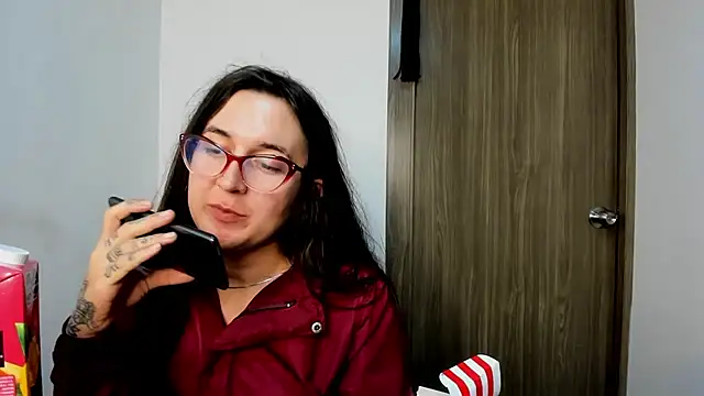 Sweet-Suck69 online show from 02/24/25, 04:49