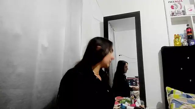 Sweet-Suck69 online show from 03/03/26, 04:18