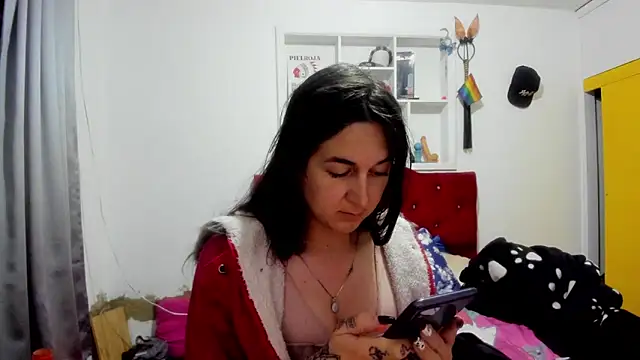 Sweet-Suck69 online show from 04/21/26, 01:07