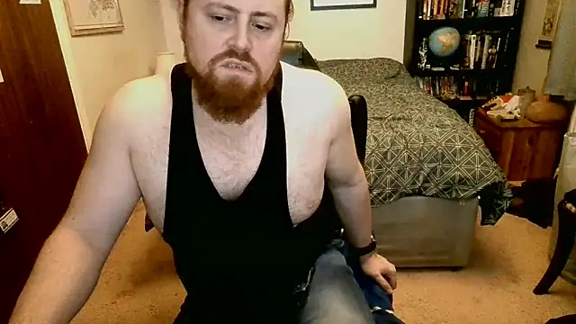 Snapshot of Hairy_Guy30 chatting on 02/17/25, 01:04 Hairy Guy30 online show from 02/17/25, 01:04