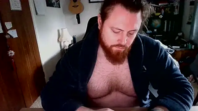 Snapshot of Hairy_Guy30 chatting on 03/12/26, 04:35 Hairy Guy30 online show from 03/12/26, 04:35