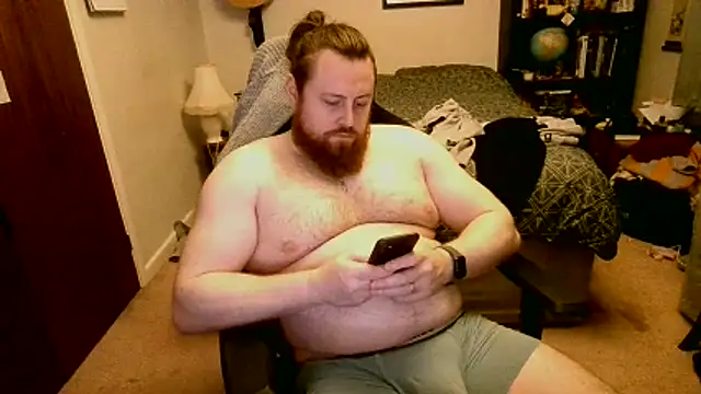 Snapshot of Hairy_Guy30 chatting on 03/20/26, 10:14 Hairy Guy30 online show from 03/20/26, 10:14