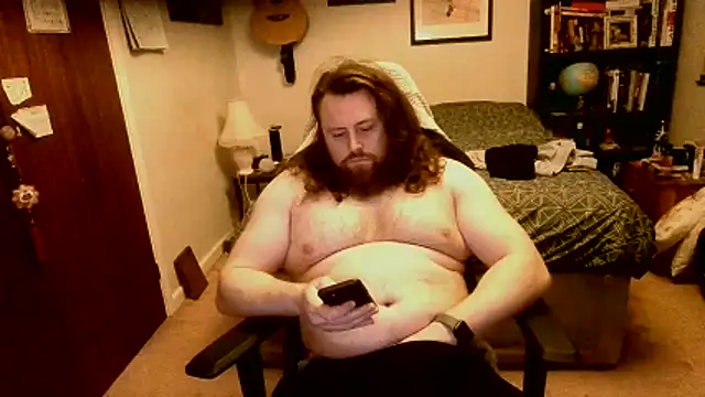 Snapshot of Hairy_Guy30 chatting on 04/28/26, 08:47 Hairy Guy30 online show from 04/28/26, 08:47