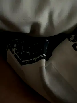 Rogerpere online show from 10/13/25, 07:52