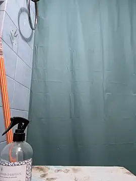 Rogerpere online show from 10/14/25, 05:58