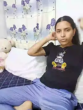 Snapshot of Anthonella_karol1 chatting on 12/27/24, 01:11 Anthonella karol1 online show from 12/27/24, 01:11