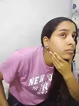 Snapshot of Anthonella_karol1 chatting on 01/15/25, 03:43 Anthonella karol1 online show from 01/15/25, 03:43