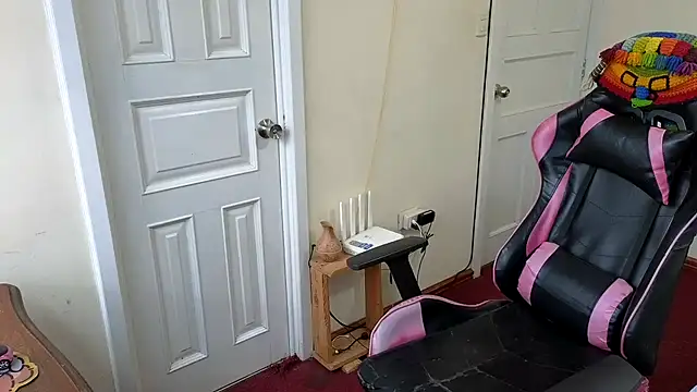 Jackyrose online show from 11/29/25, 09:51