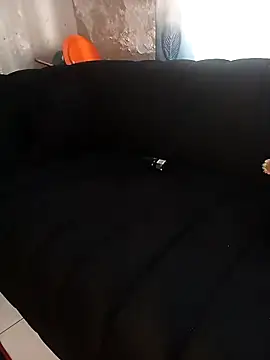 mloghyfsa online show from 04/15/26, 11:17