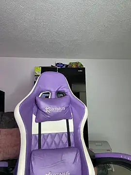 Miaa love6969 online show from 04/08/26, 12:10