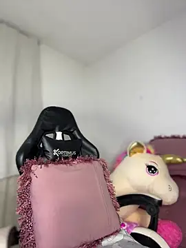 Miaa love6969 online show from 04/21/26, 11:51