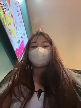 Snapshot of Lami_Mi chatting on 02/11/25, 02:02 Lami Mi online show from 02/11/25, 02:02