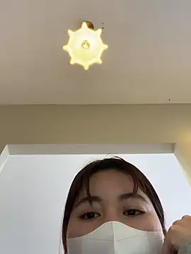 Snapshot of Lami_Mi chatting on 02/16/25, 07:26 Lami Mi online show from 02/16/25, 07:26