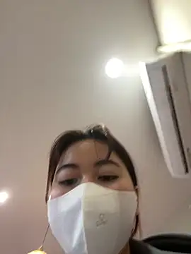 Snapshot of Lami_Mi chatting on 02/25/25, 10:15 Lami Mi online show from 02/25/25, 10:15