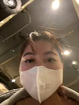 Snapshot of Lami_Mi chatting on 03/19/25, 07:40 Lami Mi online show from 03/19/25, 07:40