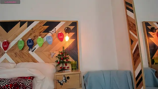 Kathaleiya Ozz online show from 12/04/25, 07:55