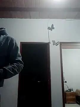 fire menxxx001 online show from 09/09/25, 04:45