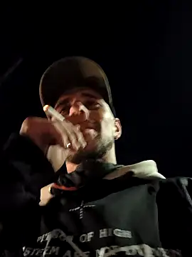 fire menxxx001 online show from 03/21/26, 04:50