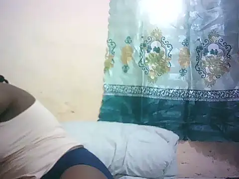 ebony valleria online show from 04/19/26, 01:21