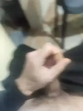 Snapshot of ssikerek23 chatting on 11/19/25, 02:33 ssikerek23 online show from 11/19/25, 02:33